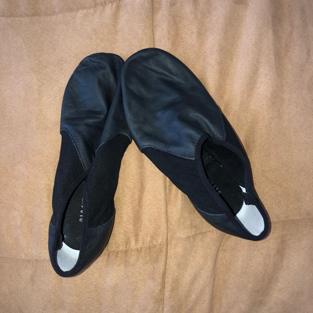 Dance Shoes - Picture 2 of 4